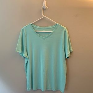 1X soft cotton tee. V neck